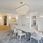 Beautiful Apartment Near Eiffel Tower